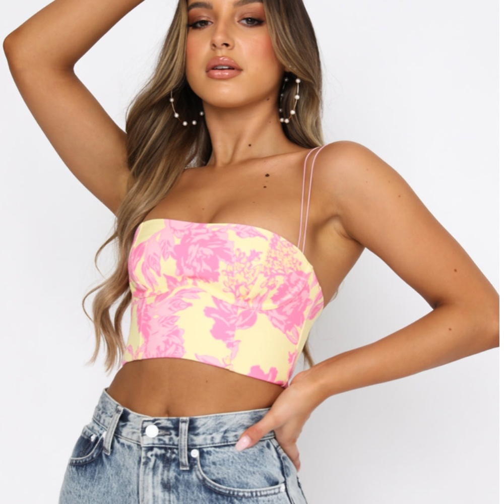 White Fox Follow You Anywhere Crop Summer Blossom